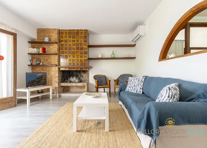 Voramar Ii First Line Pine Walk